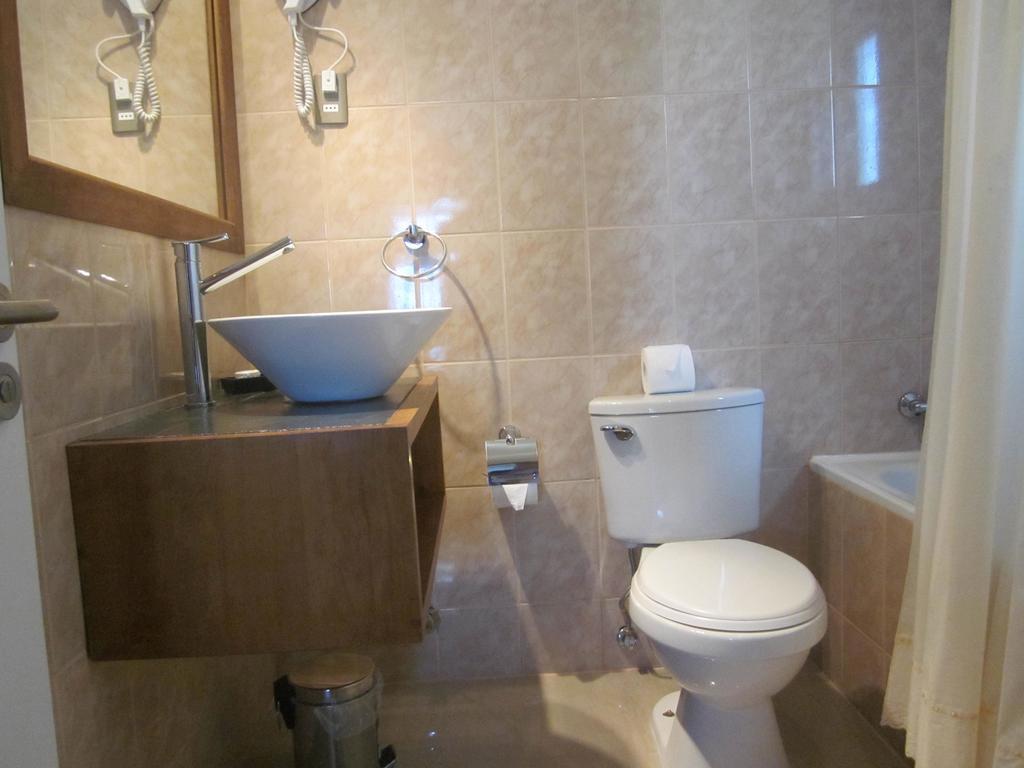 Hostal Buena Estancia Punta Arenas Rom bilde
